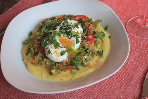 Polenta with sauteed veggies and a poached egg